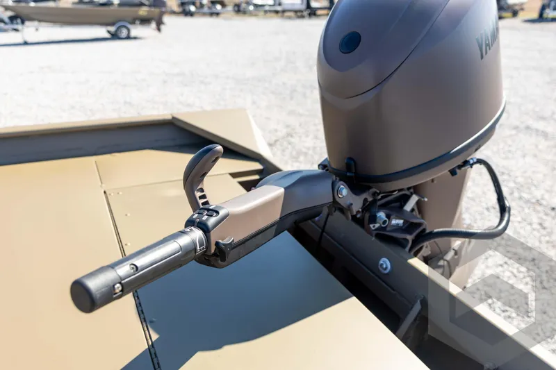 Slide: The Image of Outboard motor on 2026 G3 Gator Tough 1860 VBW boat, featuring Yamaha engine. - 22