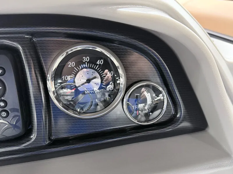 Slide: The Image of Berkshire LE Series 24UL 2026 - 20