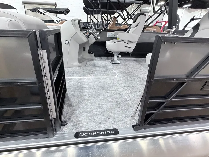 Slide: The Image of Berkshire LE Series 24UL 2026 - 7