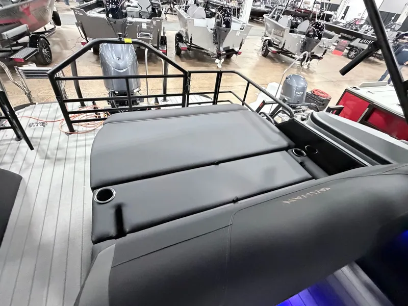 Slide: The Image of Sylvan X3 CLZ DH Mirage Tritoon 2026 - 4