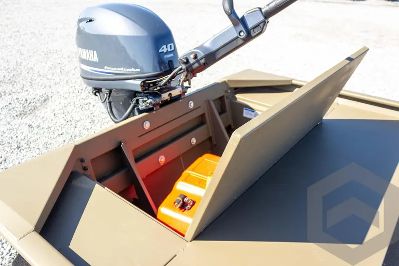 Slide: The Image of 2026 G3 Gator Tough 1652 VBW boat with Yamaha 40 outboard motor. - 28