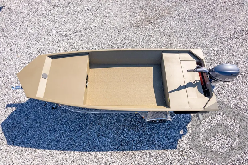 Slide: The Image of 2026 G3 Gator Tough 1652 VBW boat on gravel, top view. - 40