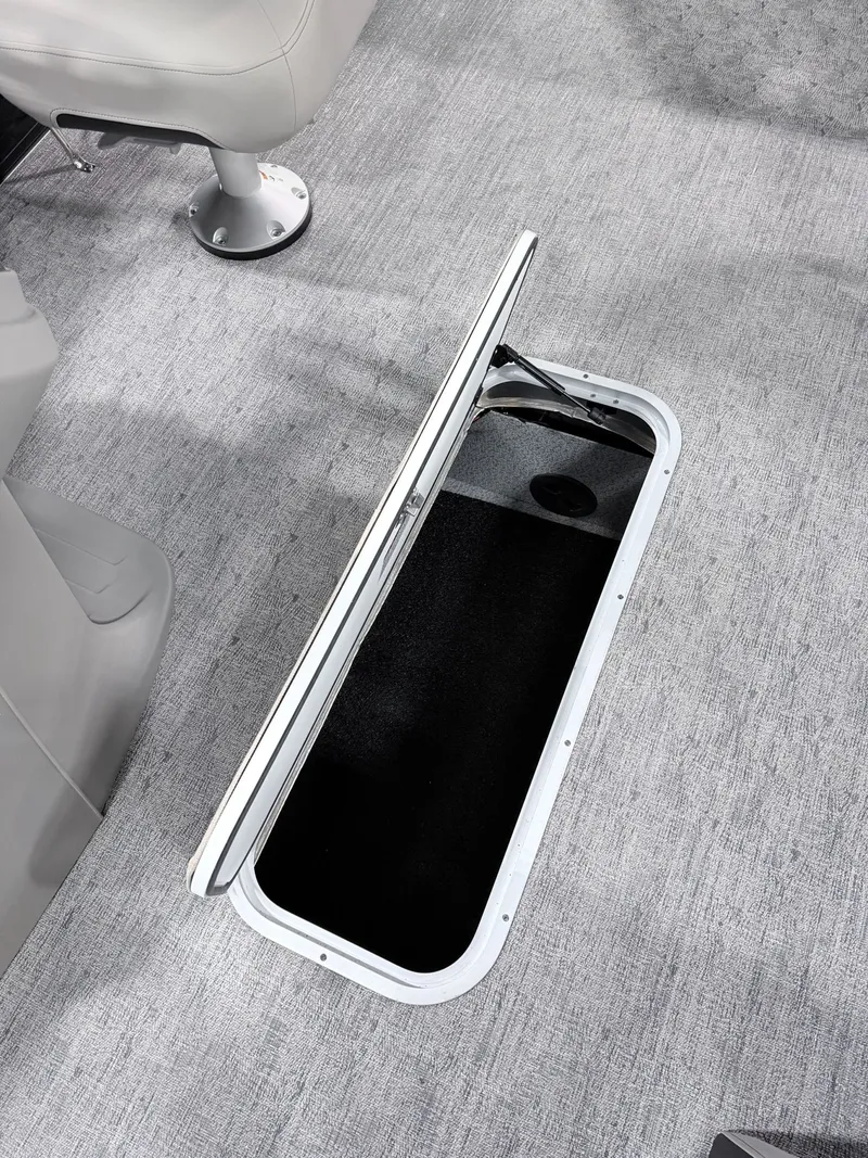 Slide: The Image of Berkshire CTS Series 24UL 2026 - 24