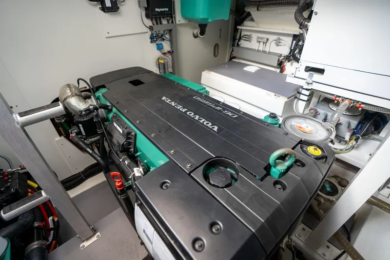 Slide: The Image of Prestige 520 2022 - 111