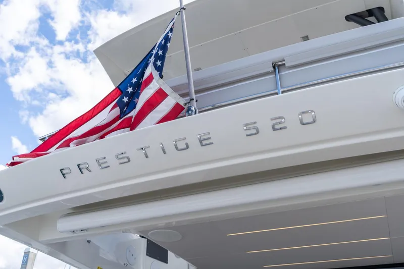 Slide: The Image of Prestige 520 2022 - 122