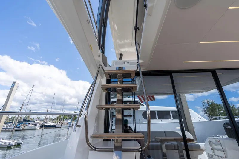 Slide: The Image of Prestige 520 2022 - 56