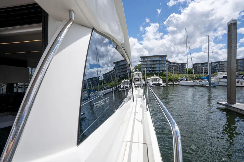 Slide: The Image of Prestige 520 2022 - 88