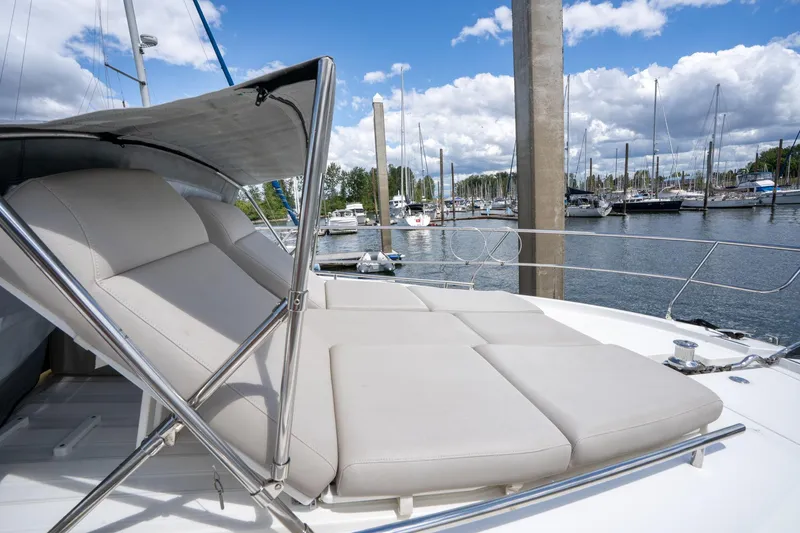 Slide: The Image of Prestige 520 2022 - 90