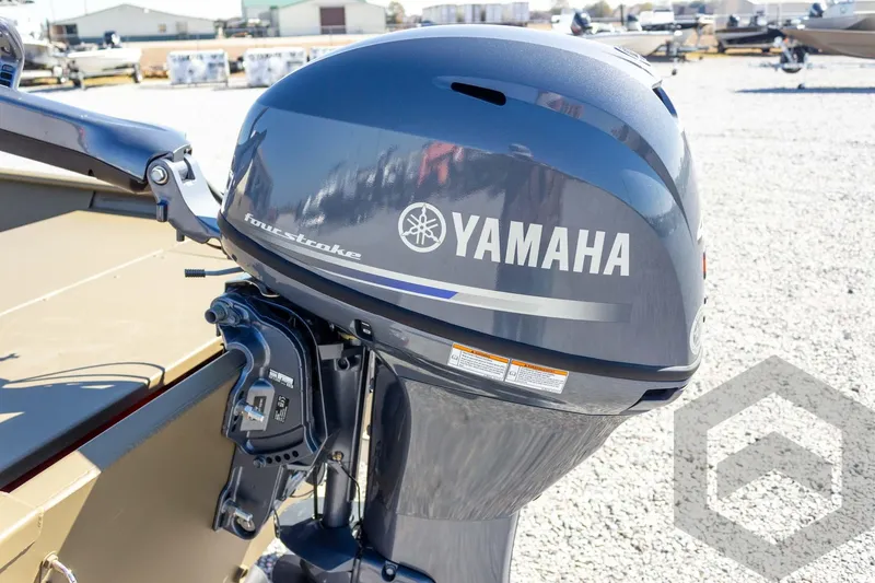 Slide: The Image of Yamaha four-stroke outboard motor on 2026 G3 Gator Tough 1652 VBW boat. - 25