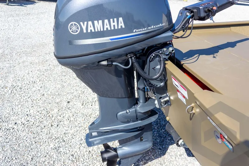 Slide: The Image of Yamaha four-stroke outboard motor on 2026 G3 Gator Tough 1652 VBW boat. - 26