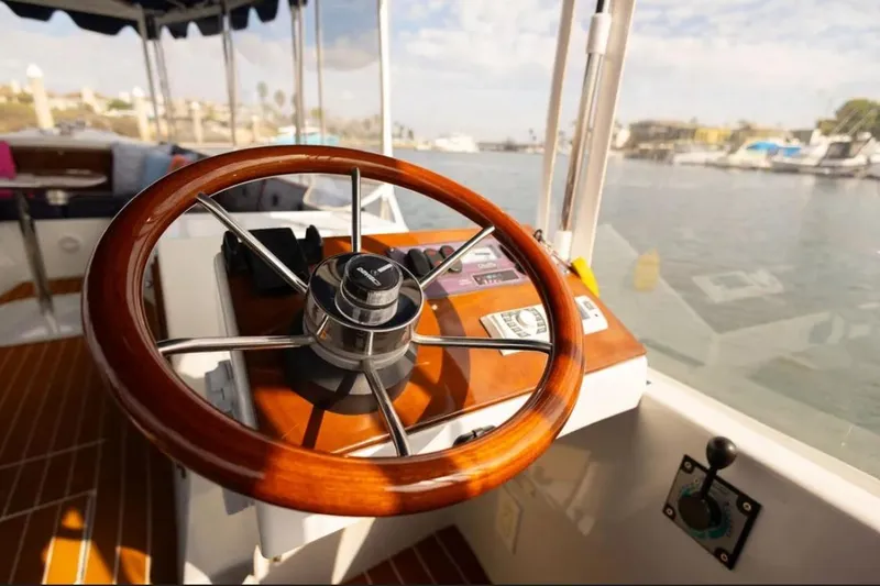 Slide: The Image of 2014 Duffy 22 Bay Island boat with elegant interior, 12-hour cruising, seats 12 guests. - 4