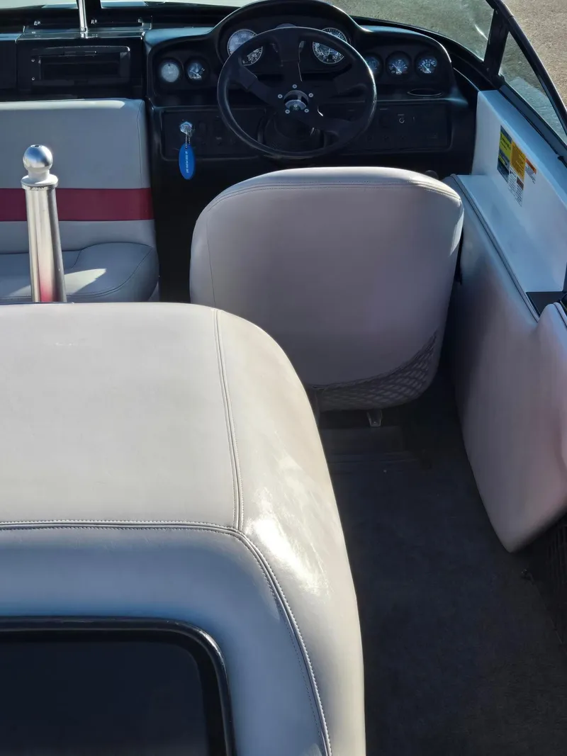 Slide: The Image of MasterCraft ProStar 190 1998 - 11