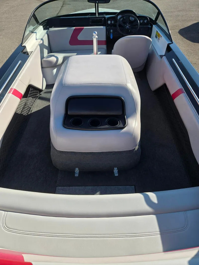 Slide: The Image of MasterCraft ProStar 190 1998 - 9