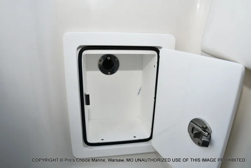 Slide: The Image of Ranger 2600 Bay 2024 - 76