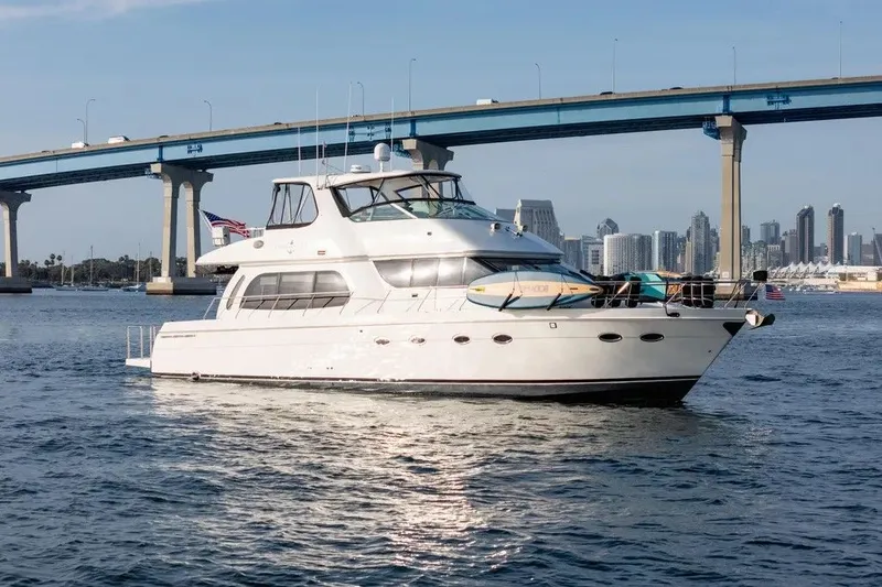 The Image of Carver Yachts 560 Voyager 2006 - 0