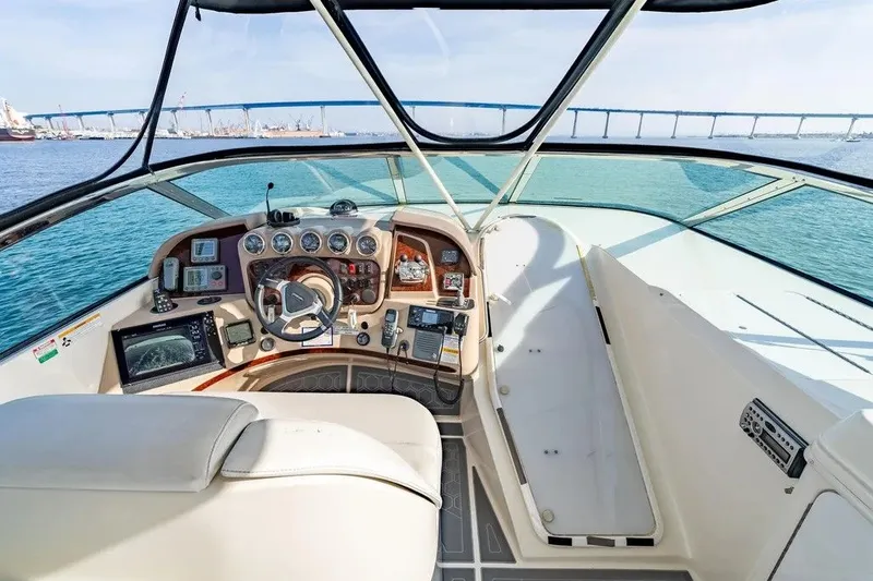 Slide: The Image of Carver Yachts 560 Voyager 2006 - 38