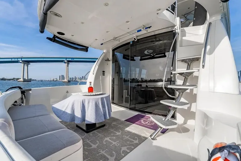 Slide: The Image of Carver Yachts 560 Voyager 2006 - 4