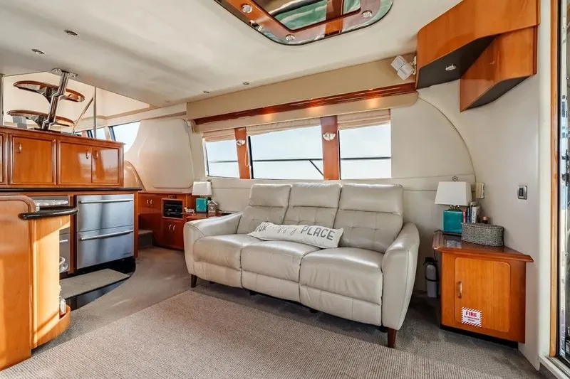 Slide: The Image of Carver Yachts 560 Voyager 2006 - 9