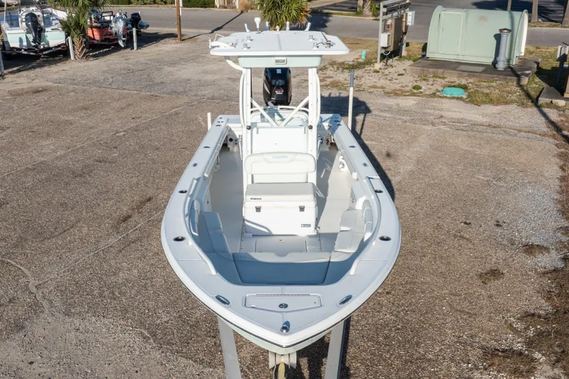 Slide: The Image of 2008 Everglades 243 Center Console boat on dry land, viewed from above. - 31