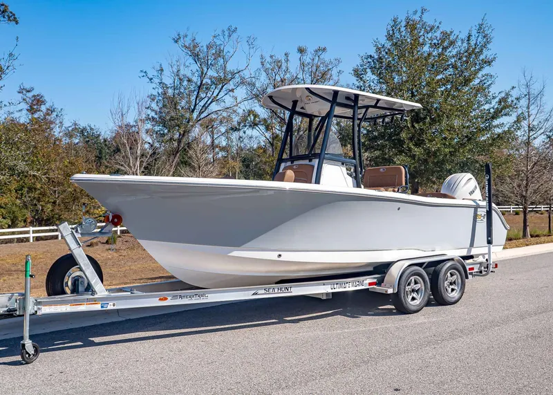 The Image of Sea Hunt Ultra 229 2026 - 1