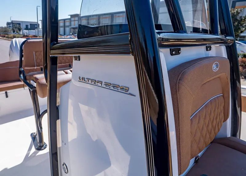 Slide: The Image of Sea Hunt Ultra 229 2026 - 14