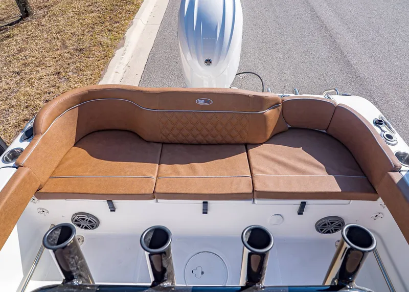 Slide: The Image of Sea Hunt Ultra 229 2026 - 5