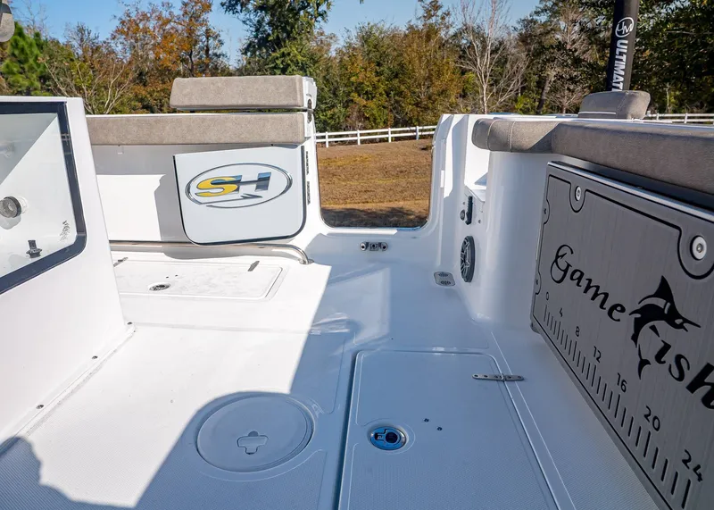 Slide: The Image of Sea Hunt Gamefish 27 Coffin Box 2026 - 11