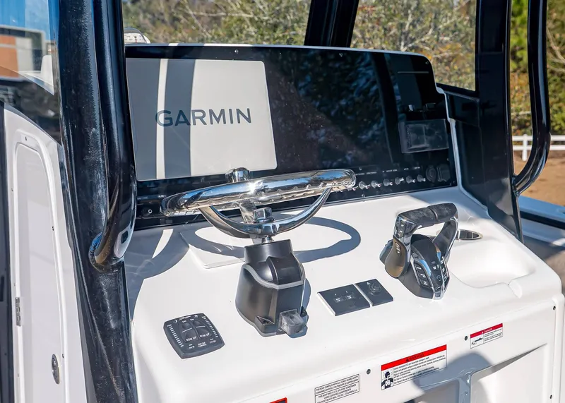 Slide: The Image of Sea Hunt Gamefish 27 Coffin Box 2026 - 22