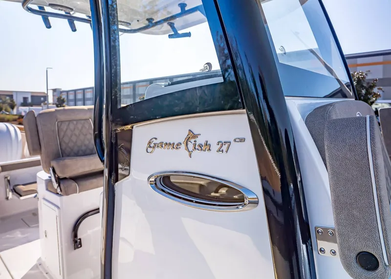 Slide: The Image of Sea Hunt Gamefish 27 Coffin Box 2026 - 25