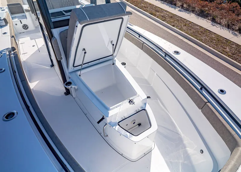 Slide: The Image of Sea Hunt Gamefish 27 Coffin Box 2026 - 29