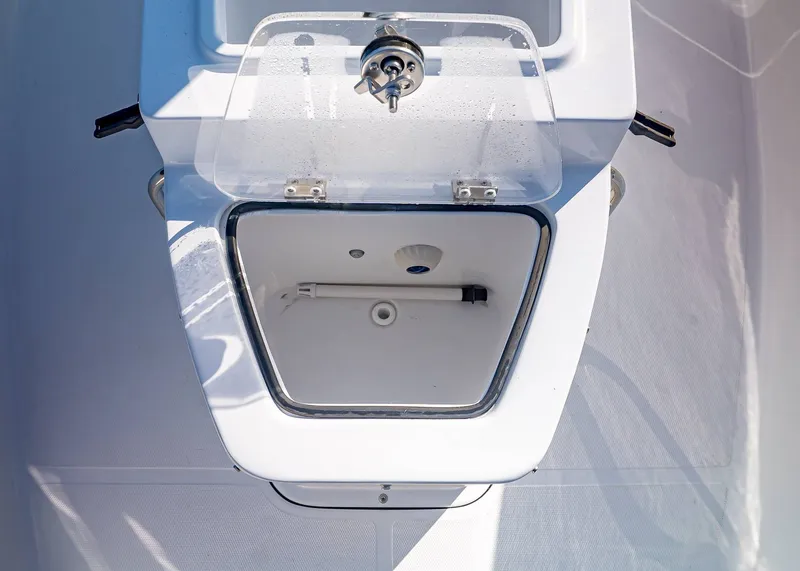 Slide: The Image of Sea Hunt Gamefish 27 Coffin Box 2026 - 30