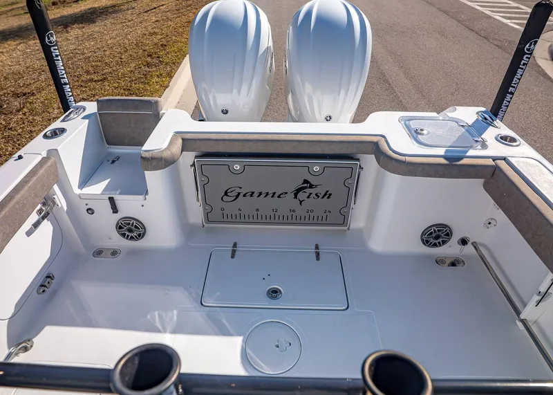 Slide: The Image of Sea Hunt Gamefish 27 Coffin Box 2026 - 6