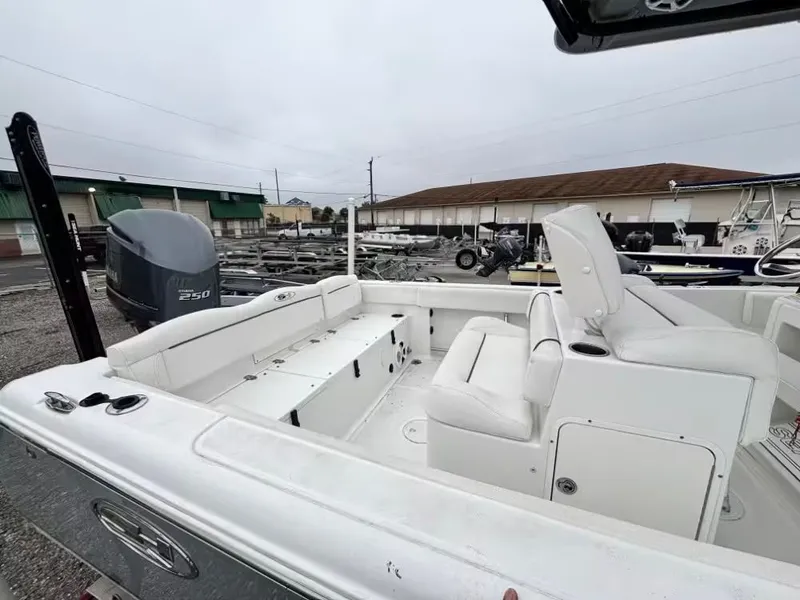 Slide: The Image of Sea Hunt Ultra 234 2017 - 6