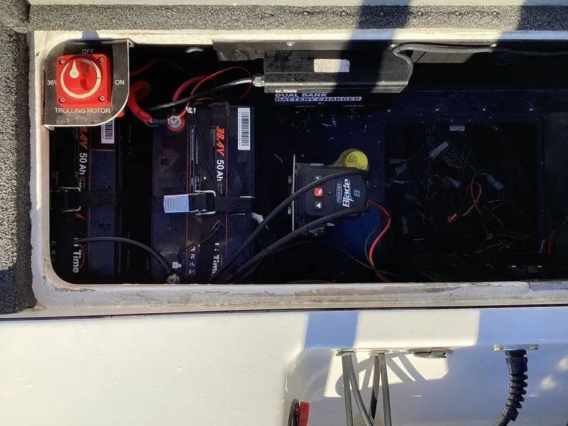 Slide: The Image of Caymas CX 20 PRO 2023 - 11