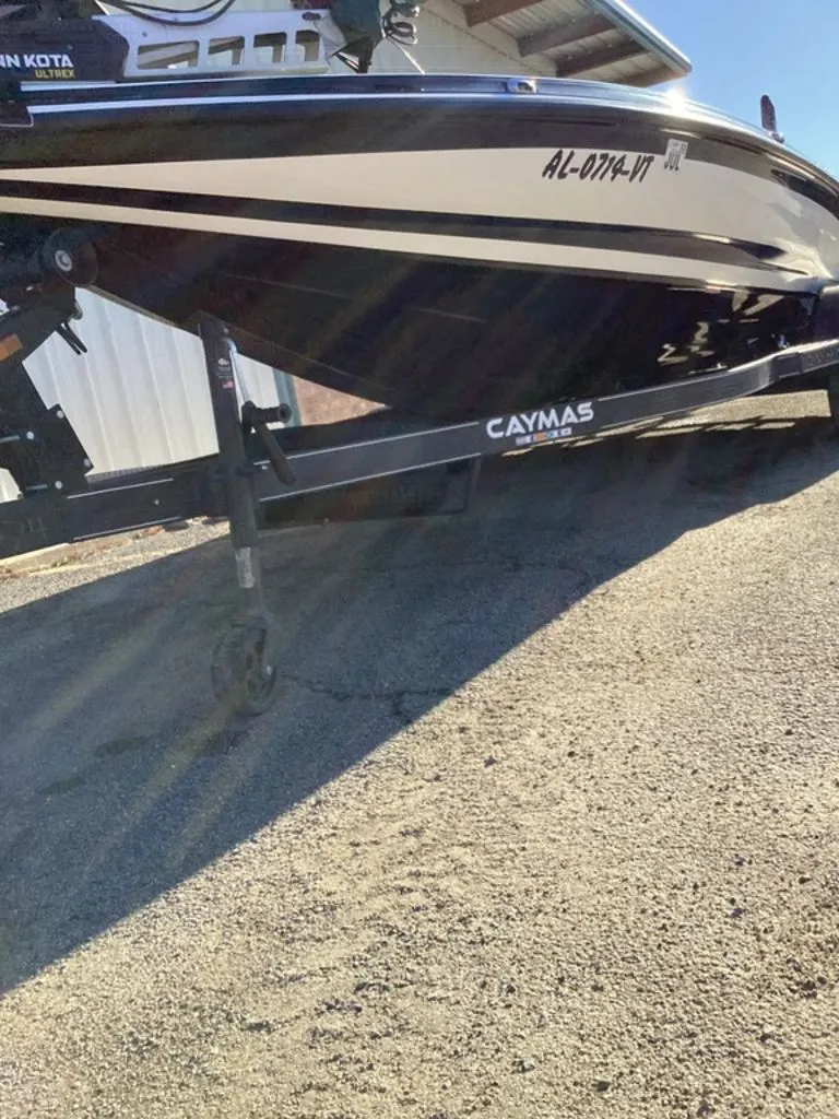 Slide: The Image of Caymas CX 20 PRO 2023 - 39