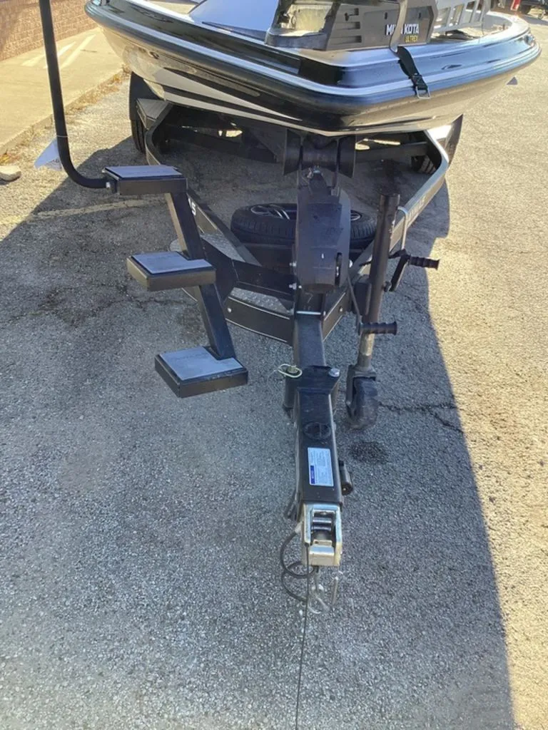 Slide: The Image of Caymas CX 20 PRO 2023 - 41