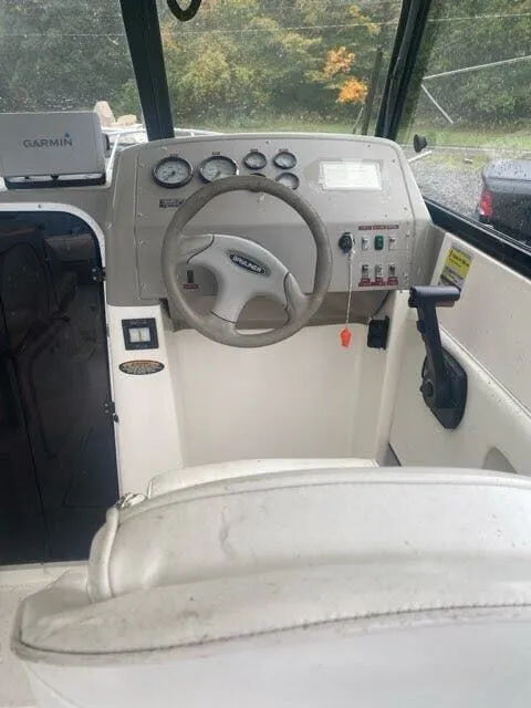 Slide: The Image of Bayliner Cruiser 2252 1999 - 4