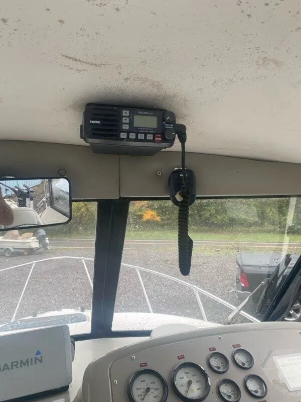 Slide: The Image of Bayliner Cruiser 2252 1999 - 7