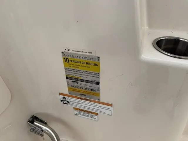 Slide: The Image of Grady-White FREEDOM 2015 - 14