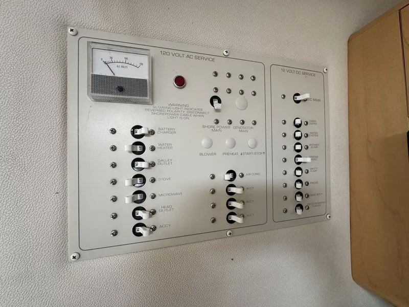 Slide: The Image of Larson CABRIO 2000 - 13