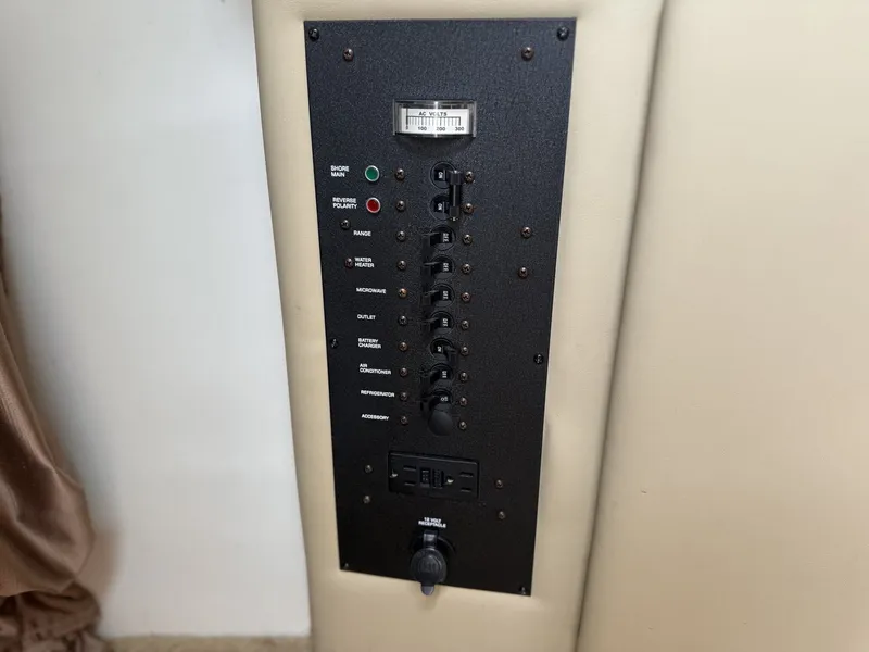 Slide: The Image of Rinker 250 Rinker 2007 - 7