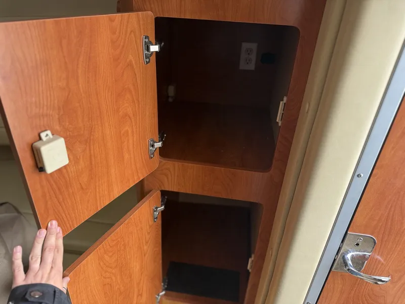 Slide: The Image of Rinker 250 Rinker 2007 - 8