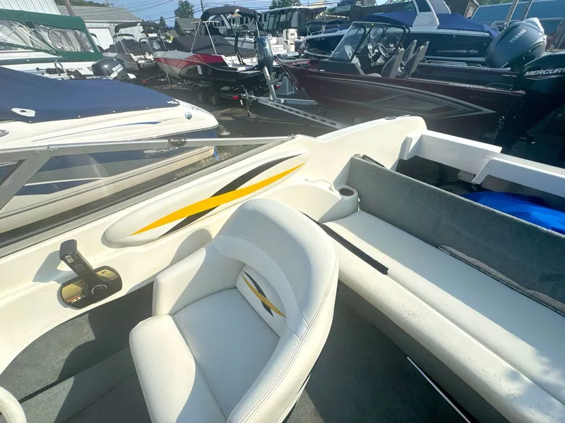 Slide: The Image of Wellcraft 2001 - 11