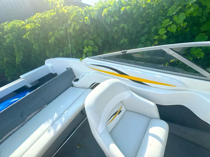 Slide: The Image of Wellcraft 2001 - 13