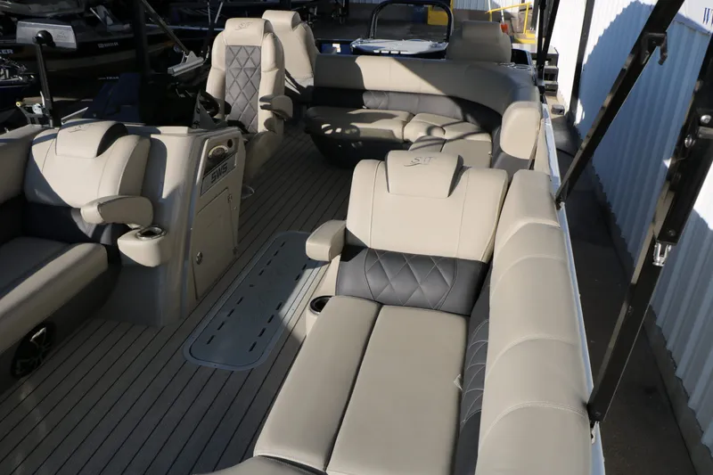 Slide: The Image of Silver Wave 2410 SW5 RLP 2023 - 24