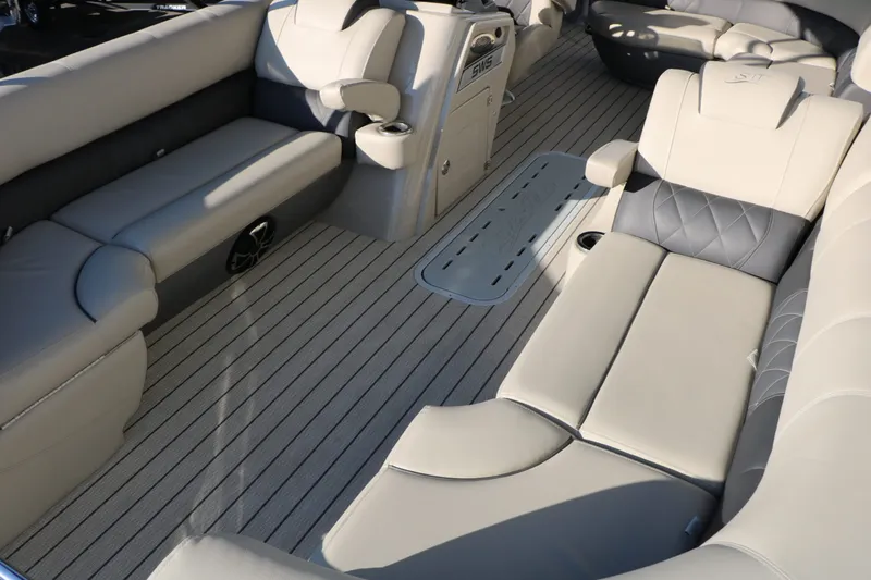 Slide: The Image of Silver Wave 2410 SW5 RLP 2023 - 25