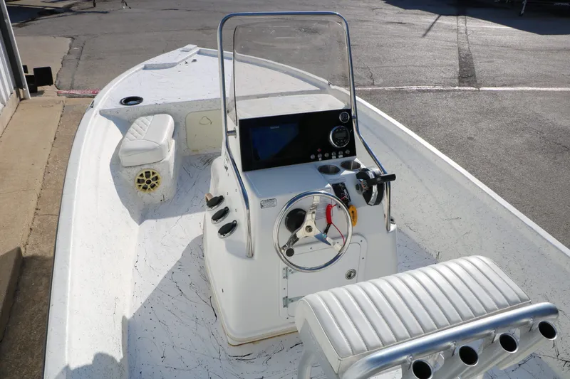 Slide: The Image of Mako Inshore 191 2007 - 15