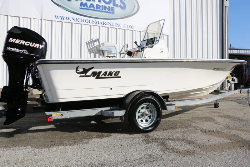 Slide: The Image of Mako Inshore 191 2007 - 3