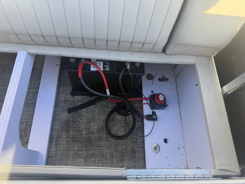 Slide: The Image of Qwest 822-24 2018 - 23