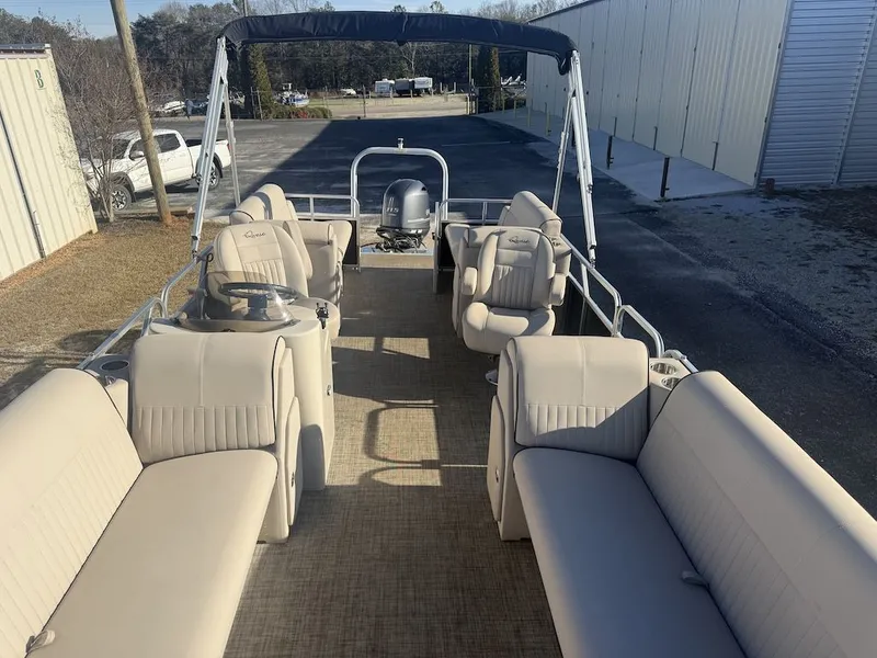 Slide: The Image of Qwest 822-24 2018 - 5